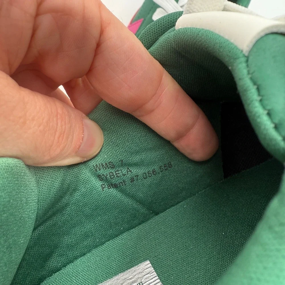 NWOT Dolce Vita Sybela Low Top Retro Sneakers 7 Green‎ Pink Gum Sole Lace Up